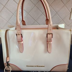 DOONEY AND BOURKE WHITE PATENT TOTE